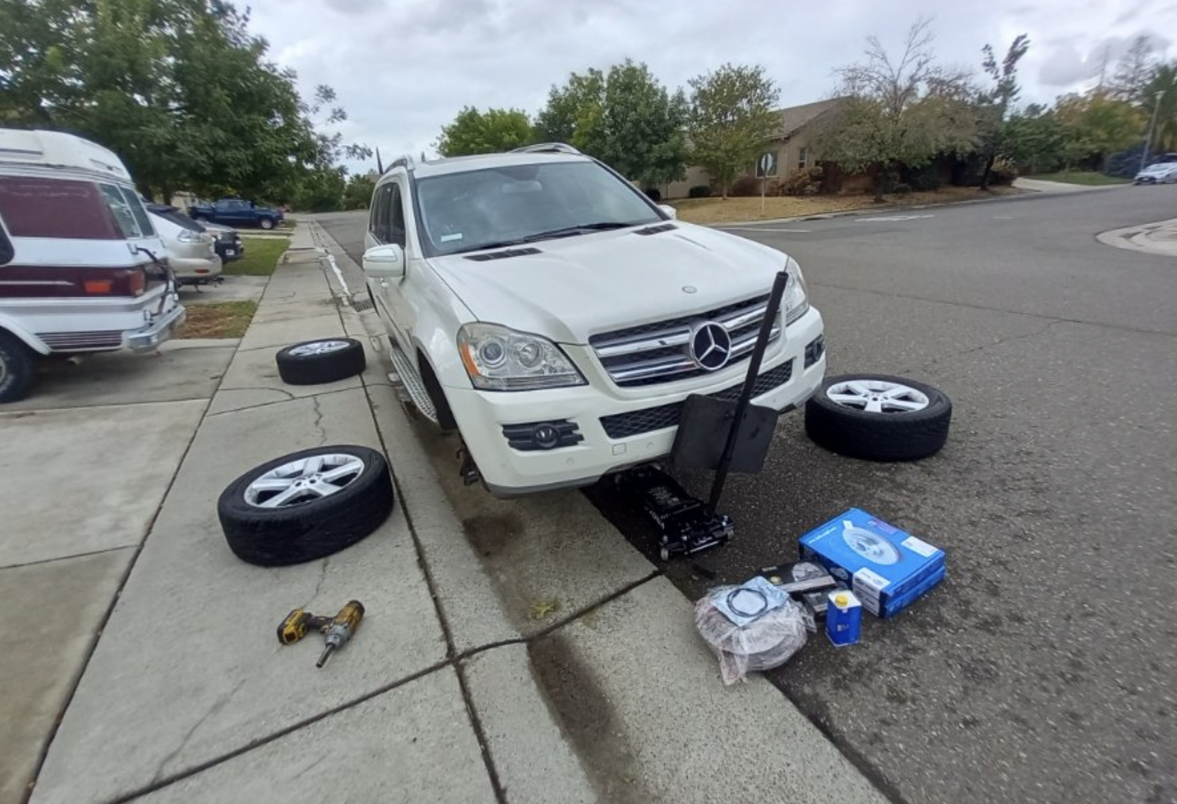 Round-Rock-tire-change Round Rock Mobile Mechanic